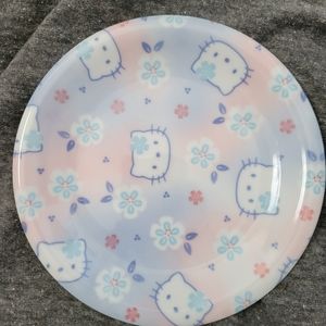 hello kitty plate.
